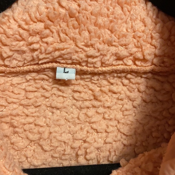 —Large Pink Alaska Chicks Pullover with Snap Button Closure - Picture 4 of 6